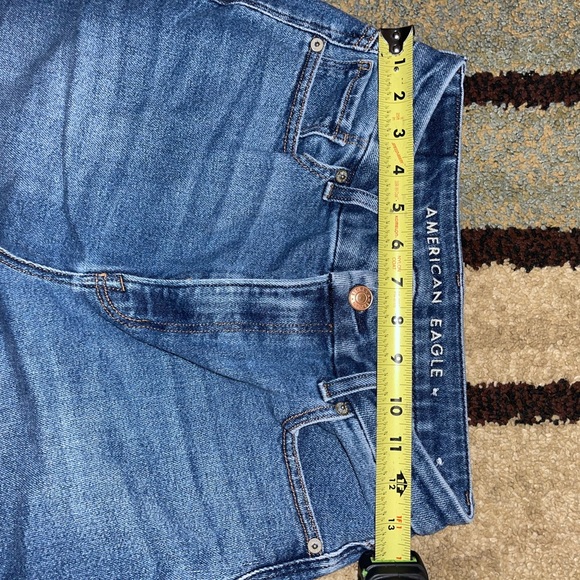 American eagle stretch distressed curvy mom jeans size 6 - Picture 11 of 11
